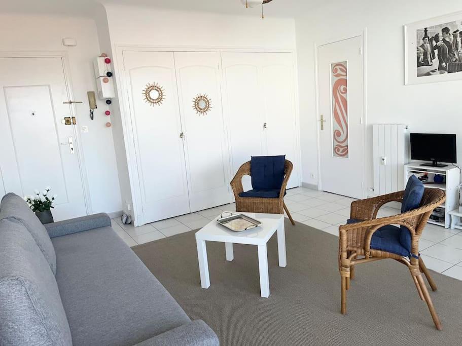 Hendaye Plage Charmant Studio 2Pers Avec Grande Terrasse Vue Mer Ngoại thất bức ảnh